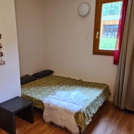LES ORRES 1800 Appartement 4 p JACUZZI balnéo privé Vue piste piscine résidence Esterno foto