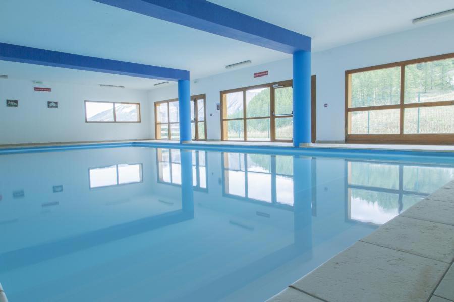 LES ORRES 1800 Appartement 4 p JACUZZI balnéo privé Vue piste piscine résidence Esterno foto