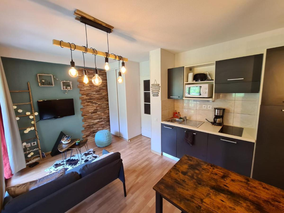 LES ORRES 1800 Appartement 4 p JACUZZI balnéo privé Vue piste piscine résidence Esterno foto