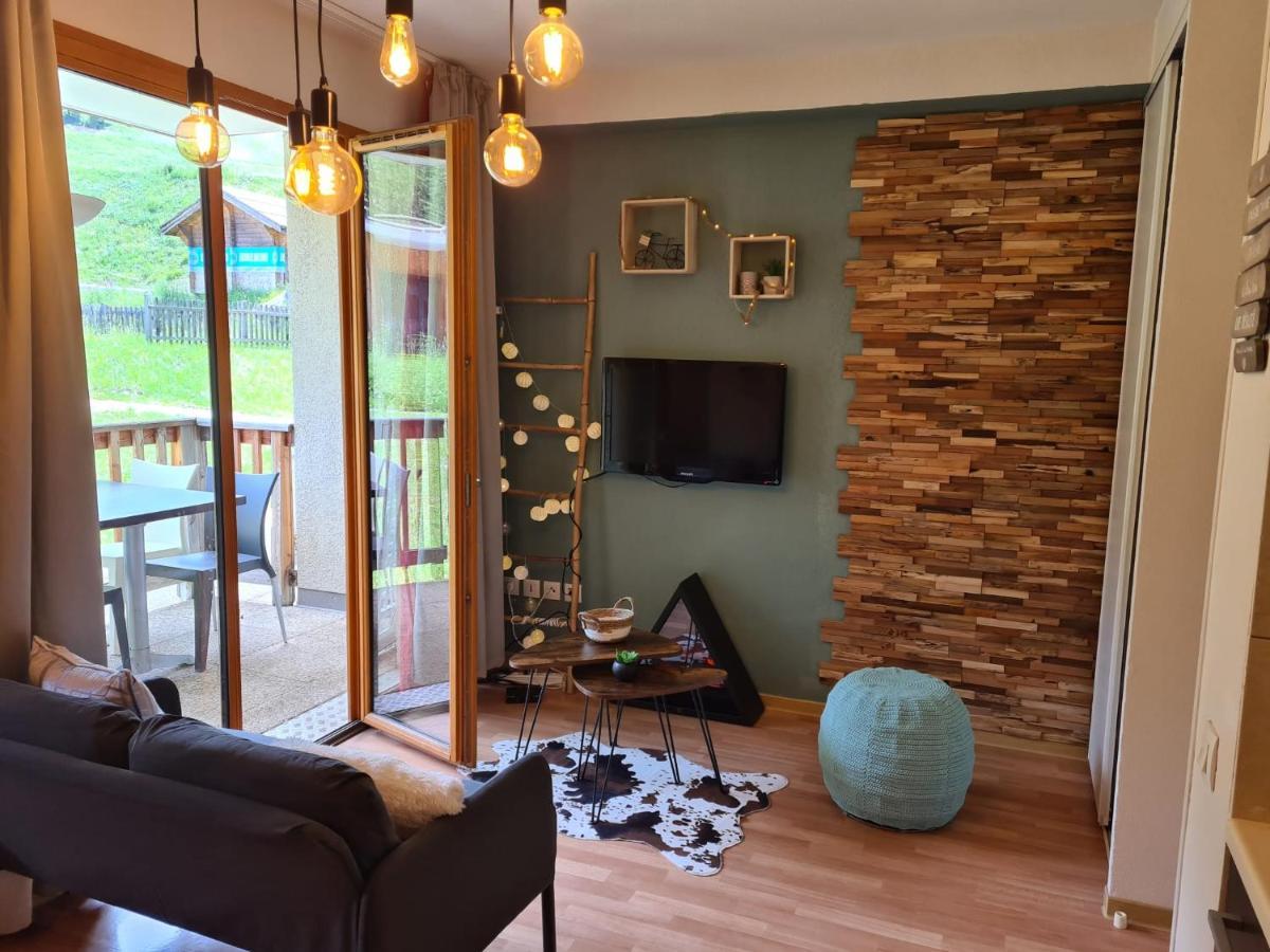 LES ORRES 1800 Appartement 4 p JACUZZI balnéo privé Vue piste piscine résidence Esterno foto